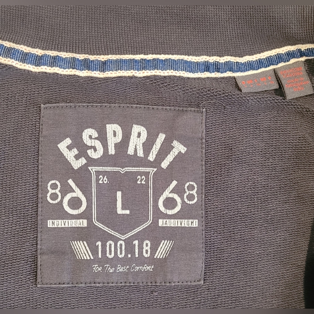 Esprit Sweater - Picture 3 of 3